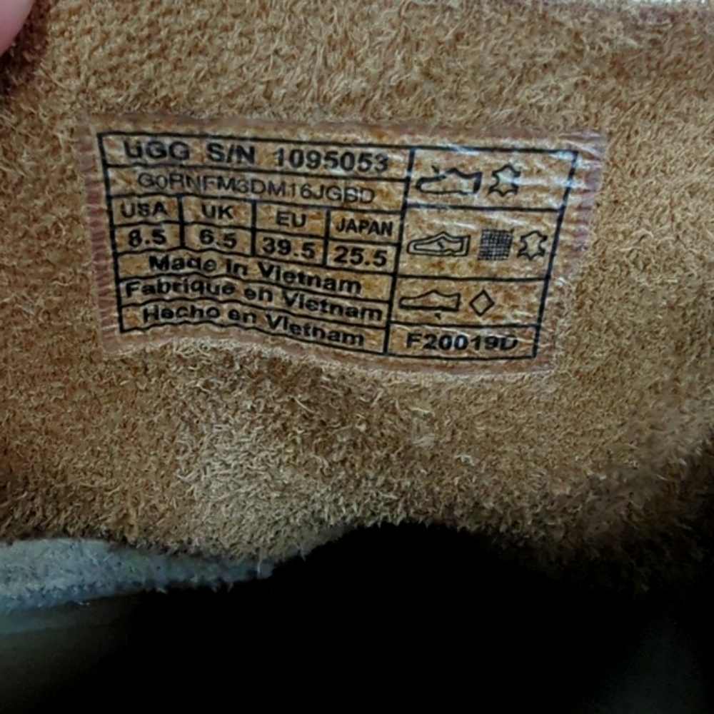 UGG Bandera Suede Ankle Boots in Chestnut/Tan Sz 8.5 - Picture 8 of 9